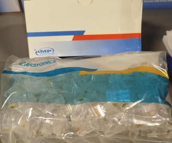 PLUG AMP 5 RJ45 BOLSA(100UND) FE-259