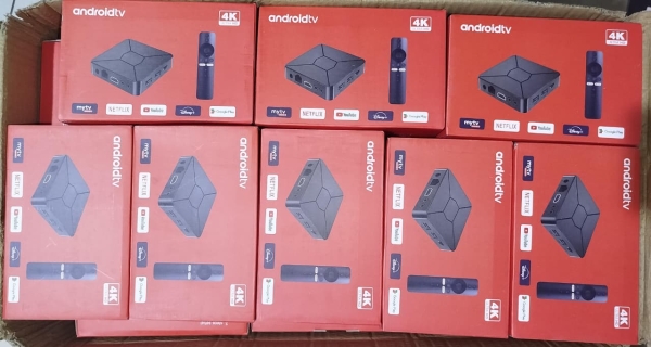 TV BOX ANDROID TV  (ROJO)