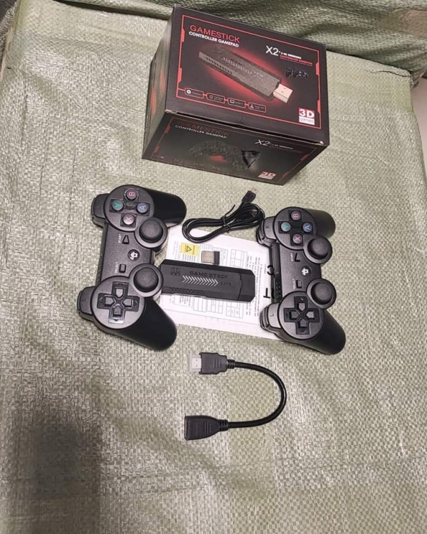 CONSOLA GAMESTICK X2 3D  CAJA NEGRA YXJ-32