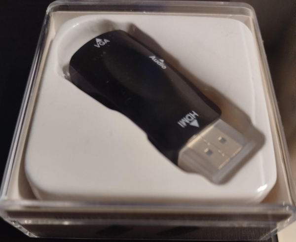 ADAPTADOR HDMI A VGA  CAJITA TAPA TRANSPARENTE