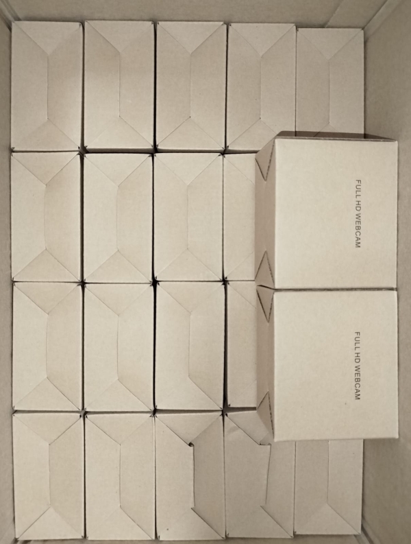 CAMARA WEB - CAJA MARRON PEQUEÑO