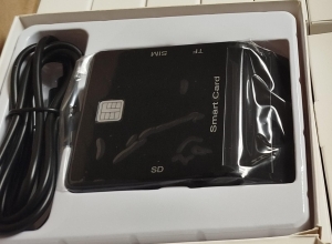 LECTOR DE DNI ELCTRONICO  4EN1 SMART CARD; SIM; SD CAJA BLANCA FE-141 MINKU