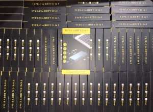 ADAPTADOR  TIPO C HDMI 11EN1 CAJA AMARILLA CON NEGRO